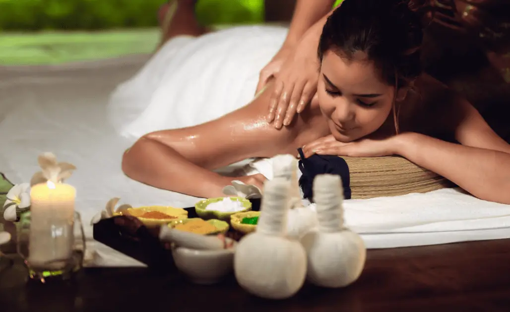 A Massage Therapist Vs A Massage Practitioner